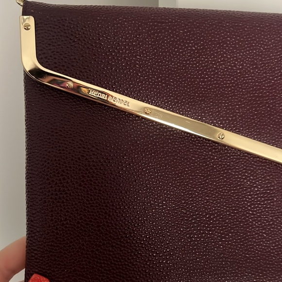 Henri Bendel red pebble leather crossbody - Picture 4 of 10